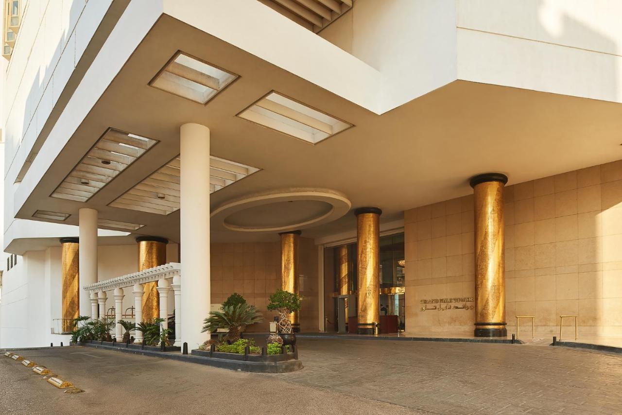 Grand Nile Tower Hotel Cairo Exterior photo